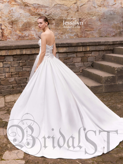 Bridal Street | In Stock & On Sale Pronovias Jessaly